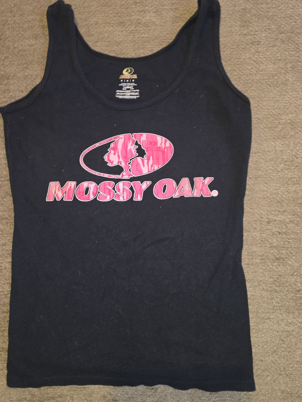 Mossy Oak  Black Tank Top with Pink Logo Medium